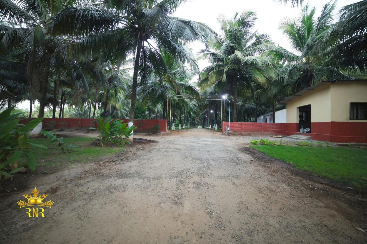 Royal Nature Resort Pollāchi Exterior foto